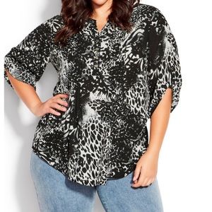 NWT Avenue Women’s Top plus Size 30/32